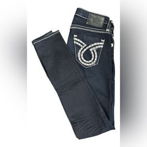 Big star women’s skinny jeans size 26L